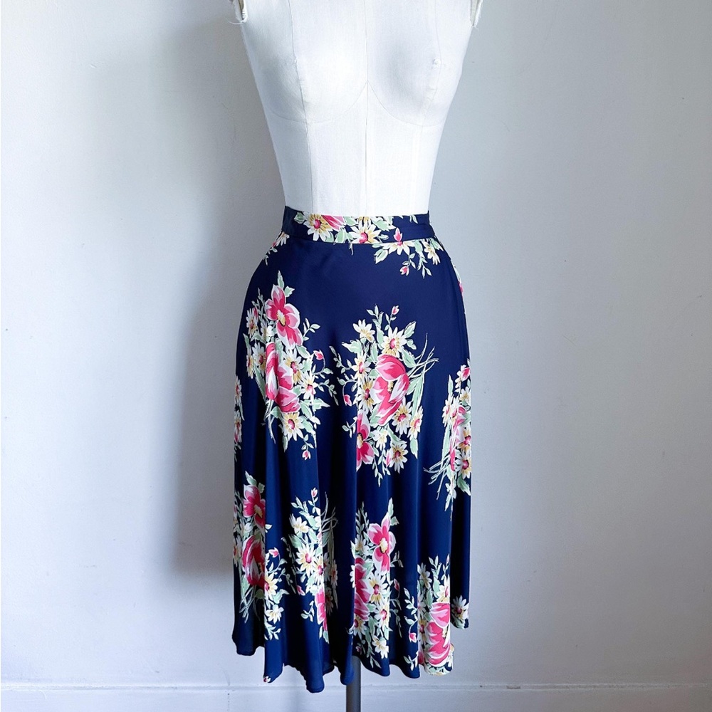 Vintage 1990s Ralph Lauren Navy Floral Rayon Skirt / 27" waist